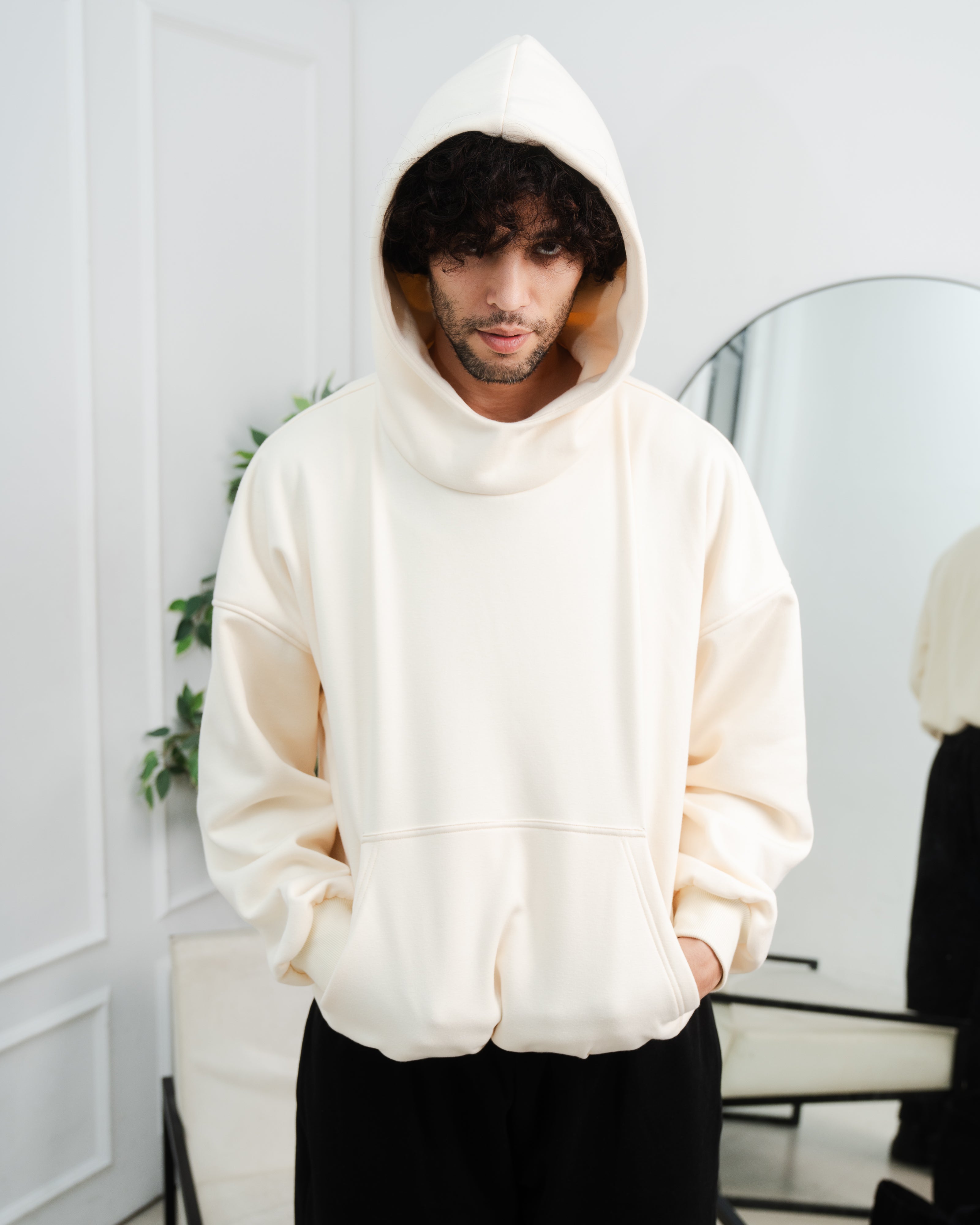 【新品未使用】Eaphi FEELING FRILLS BLOUSE beige FEELING FRILLS BLOUSE